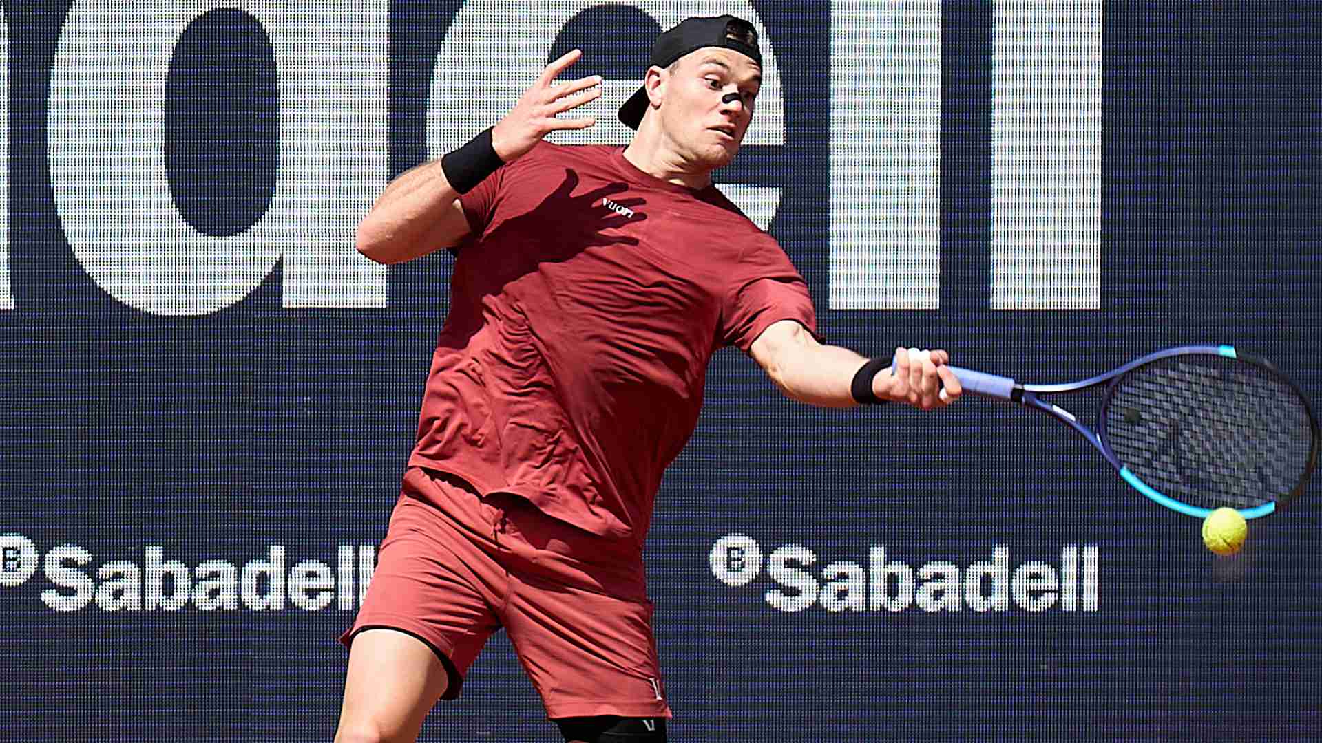 Jack Draper in action on Monday in Barcelona.